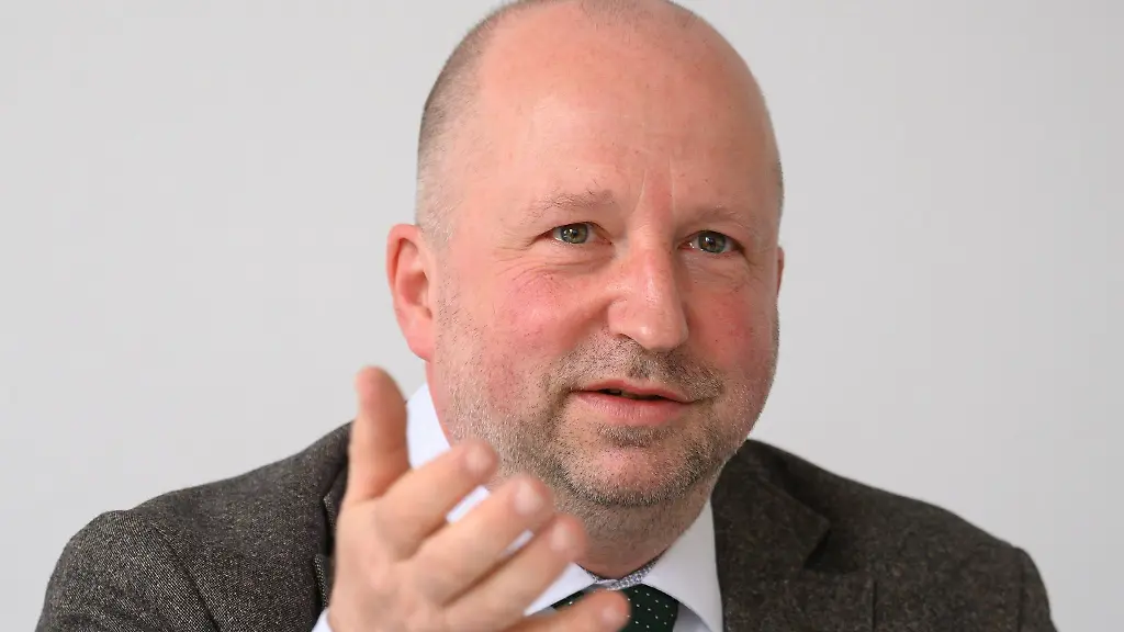 Die-Opfer-schwerer-Menschenrechtsverletzungen-in-der-ehemaligen-sowjetischen-Besatzungszone-duerfen-nicht-vergessen-werden-fordert-Sachsen-Anhalts-Landesbeauftragter-zur-Aufarbeitung-der-SED-Diktatur-Johannes-Beleites