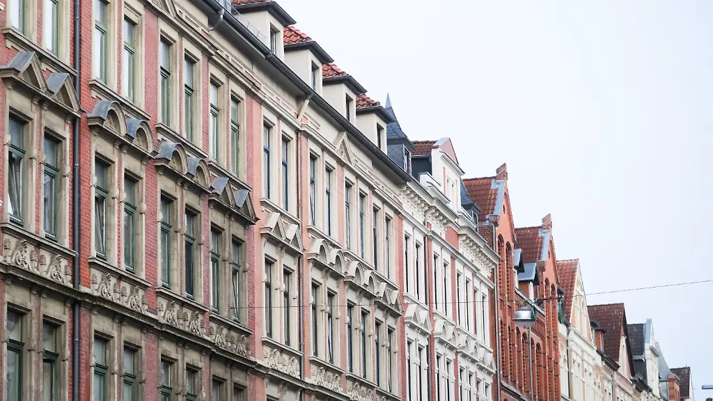 Die-Grundsteuer-gehoert-zu-den-Betriebskosten-welche-vom-Vermieter-auf-den-Mieter-umgelegt-werden-kann