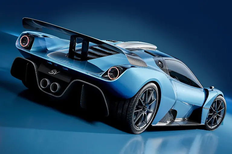 1-GMSV-LeMansGTR-Rear-1