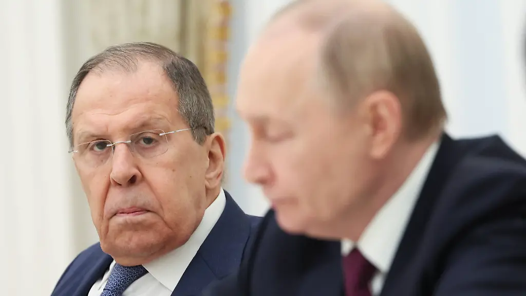 Lawrow-warnt-dass-Gespraeche-ueber-westliche-Sicherheitsgarantien-ohne-Beteiligung-Russlands-zu-nichts-fuehren-wuerden