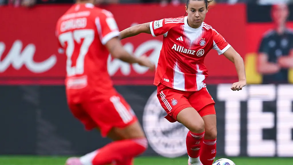 Lena-Oberdorf-r-bereitet-das-4-1-vor