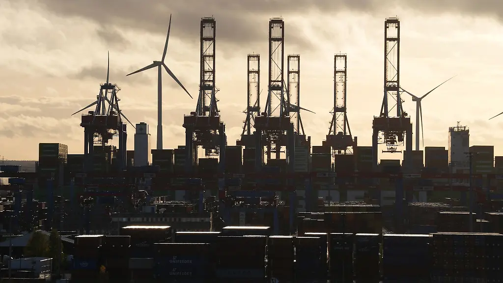 Aufschwung-vertagt-Hoffnungsschimmer-am-Horizont-fuer-die-deutsche-Wirtschaft-Archivbild