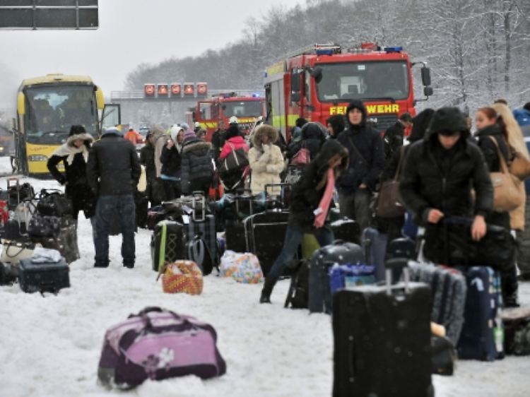 Die Passagiere konnten sich ins Freie retten.