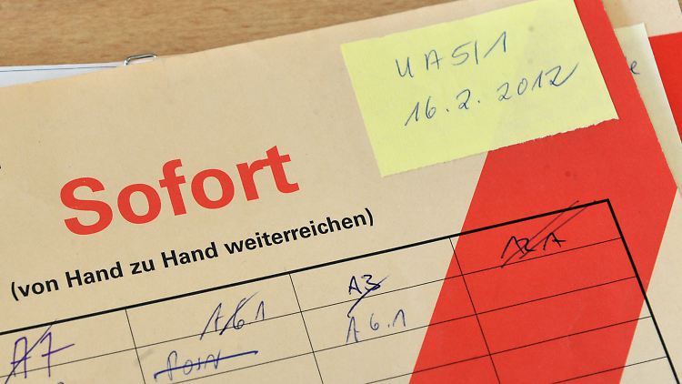 Statt die Akten zusammenzustellen, wurden sie vernichtet.