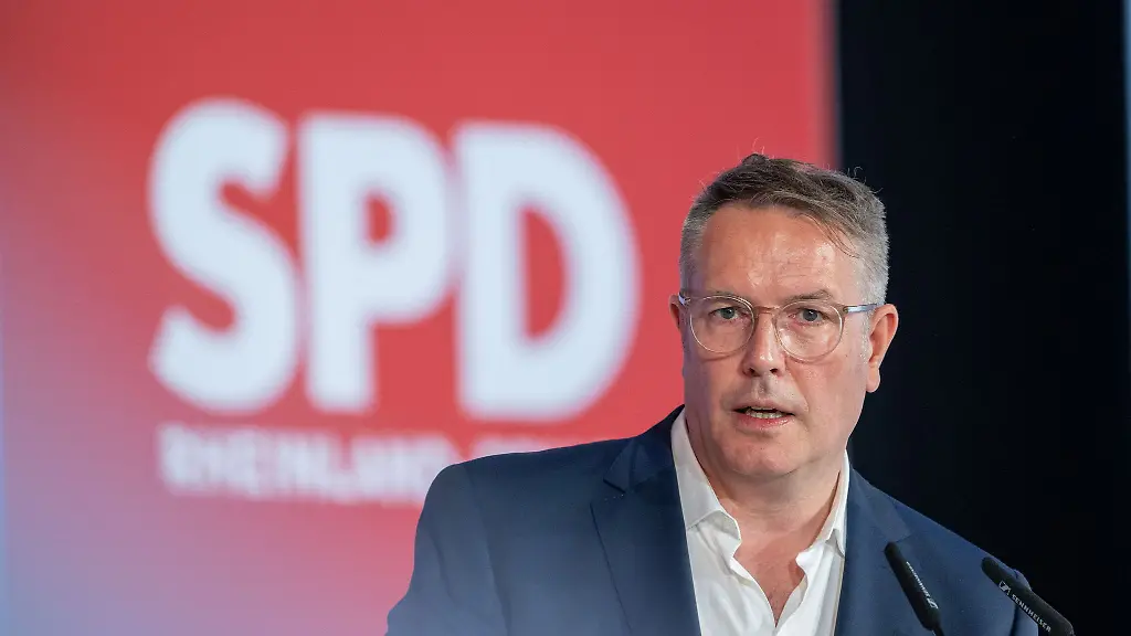 Schweitzer-moechte-die-Koalition-mit-FDP-und-Gruenen-in-Mainz-ueber-die-Landtagswahl-2026-hinaus-gerne-fortsetzen