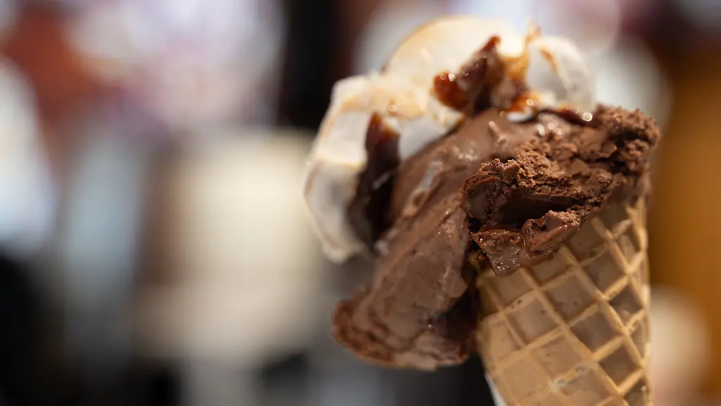 Es-ist-Zeit-schnell-zur-Eisdiele-zu-gehen-und-ein-Eis-zu-geniessen-sagte-der-DWD-Meteorologe