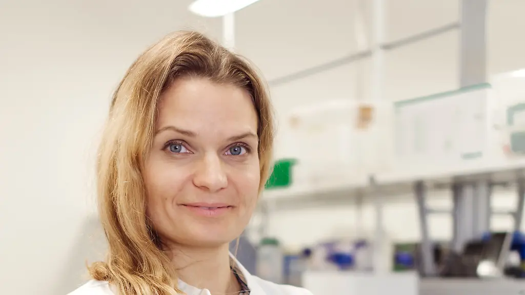 Dr-Svenja-Dannewitz-Senara-1