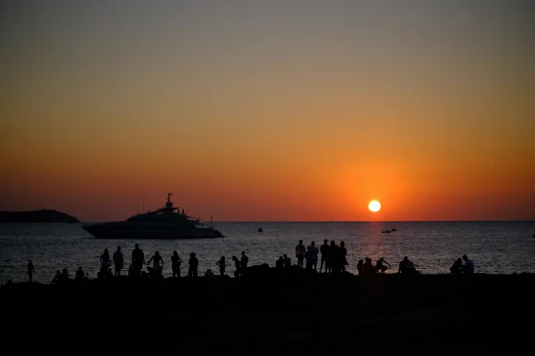 2025-08-18T082805Z-511624765-RC2JUFA70YYH-RTRMADP-3-SPAIN-HOUSING-IBIZA-TOURISM