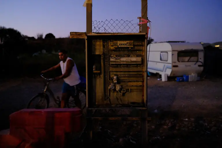 2025-08-18T082907Z-1826192259-RC27VFA3ZHGA-RTRMADP-3-SPAIN-HOUSING-IBIZA-TOURISM