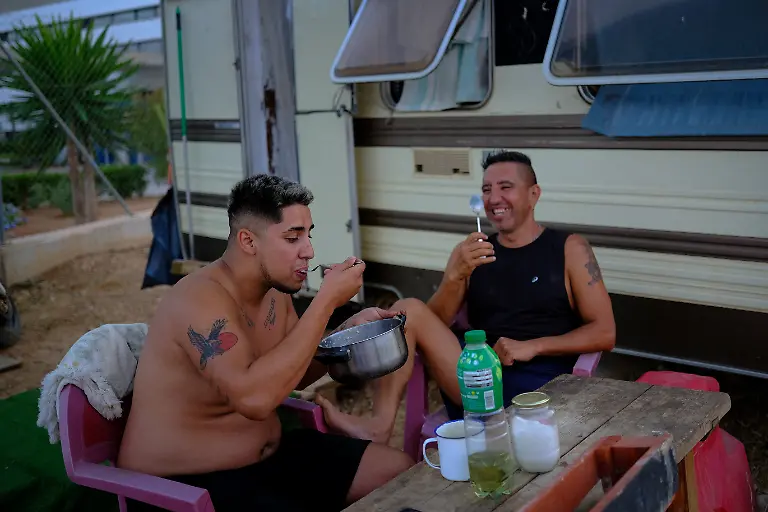 2025-08-18T082910Z-1320965732-RC2UVFAHBNBI-RTRMADP-3-SPAIN-HOUSING-IBIZA-TOURISM