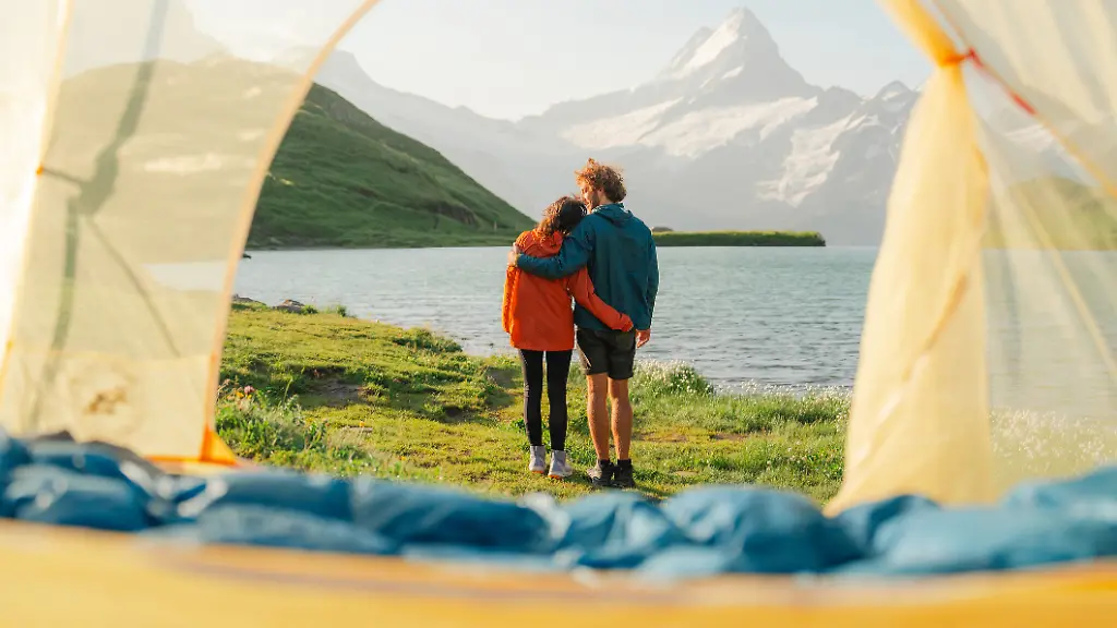 Outdoor-Ausruestung-von-Quechua-Decathlon-bietet-aktuell-zahlreiche-Produkte-der-Eigenmarke-zu-Bestpreisen