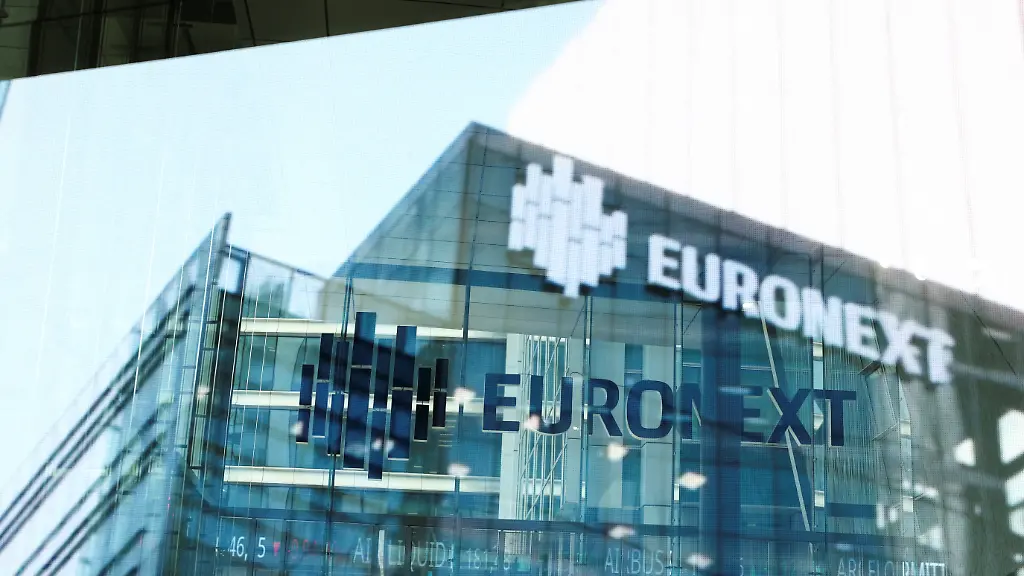 2025-03-10T112715Z-1771101412-RC28ADADEHFP-RTRMADP-3-BUSINESS-FRANCE