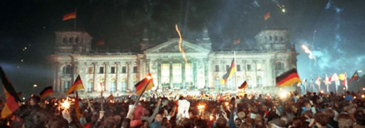 3. Oktober 1990: Beitritt der DDR zur Bundesrepublik. Deutschland wird östlicher und protestantischer, sagt Lothar de Maizire, der letzte Regierungschef der DDR.