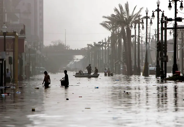 2005-08-31T000000Z-285716918-RP6DRMZYNPAA-RTRMADP-3-WEATHER-KATRINA