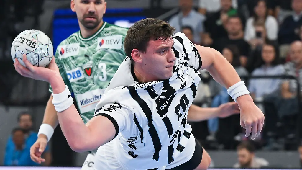 Lukas-Laube-und-der-THW-Kiel-spielten-beim-HC-Erlangen