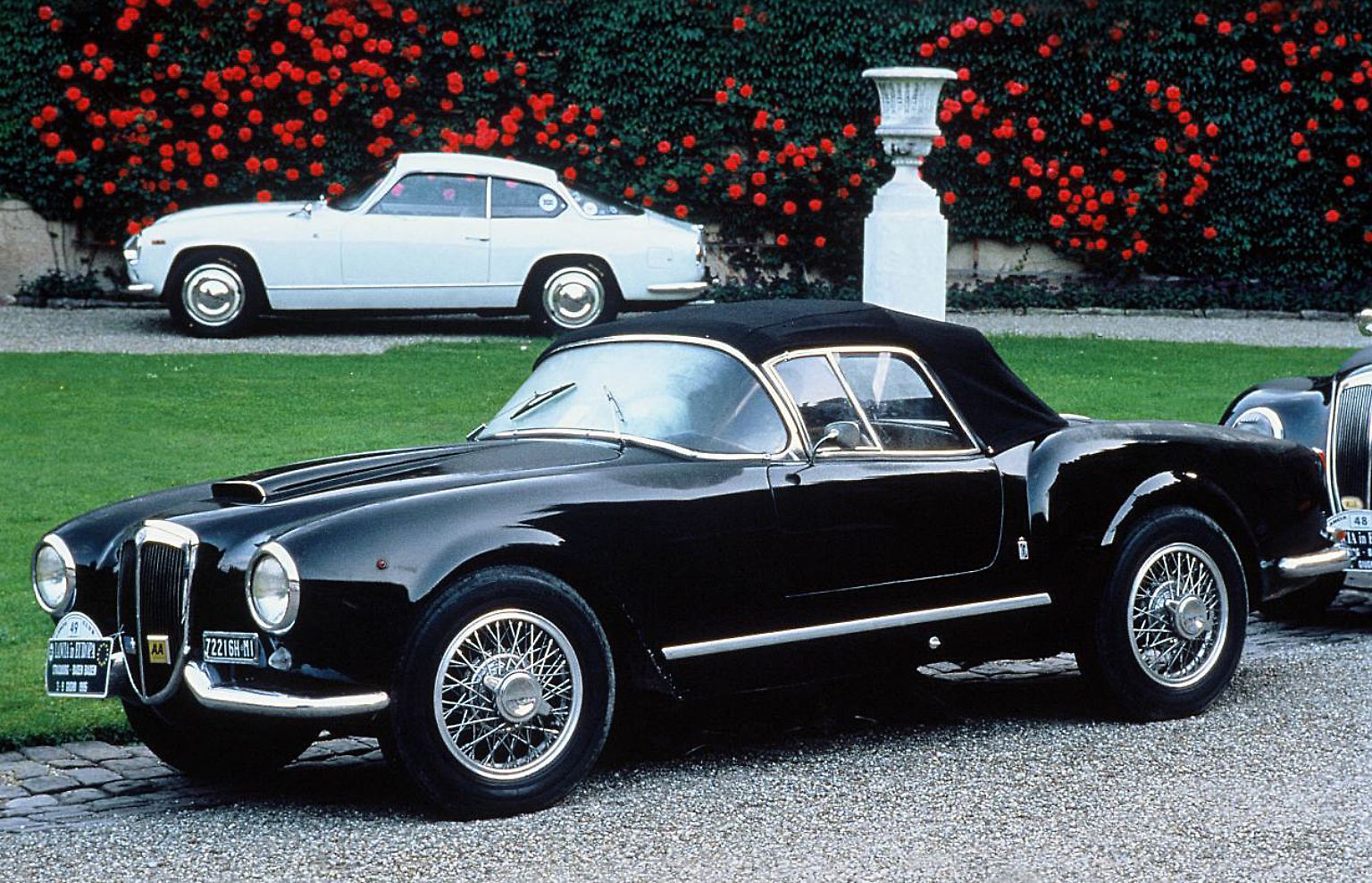 Über ein halbes Jahrhundert prägte der italienische Designer Sergio Pininfarina mit seinen Linien die automobilen Formen in Europa und den USA.