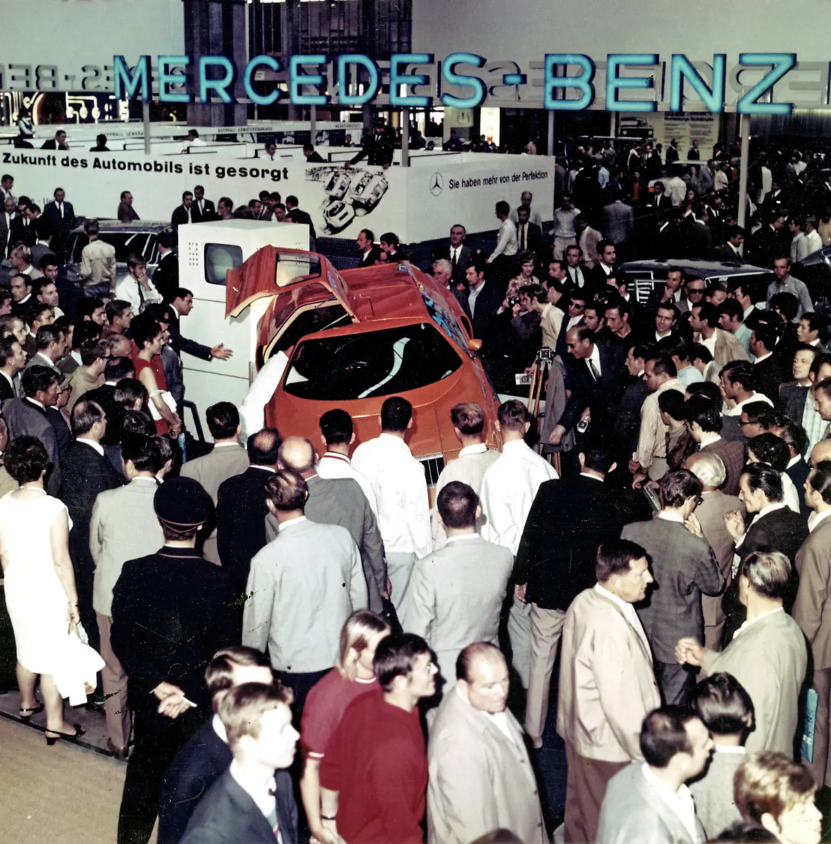 01-Stars-und-Sternschnuppen-Quelle-Mercedes-Benz-Classic-Archive