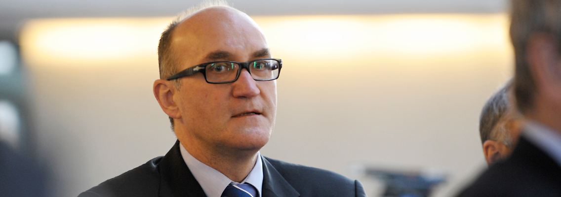 Sippel geht in den einstweiligen Ruhestand.