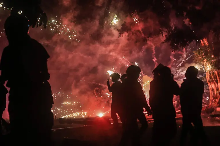 b37f114e7e7c1ab5f2a70cb2a242804b