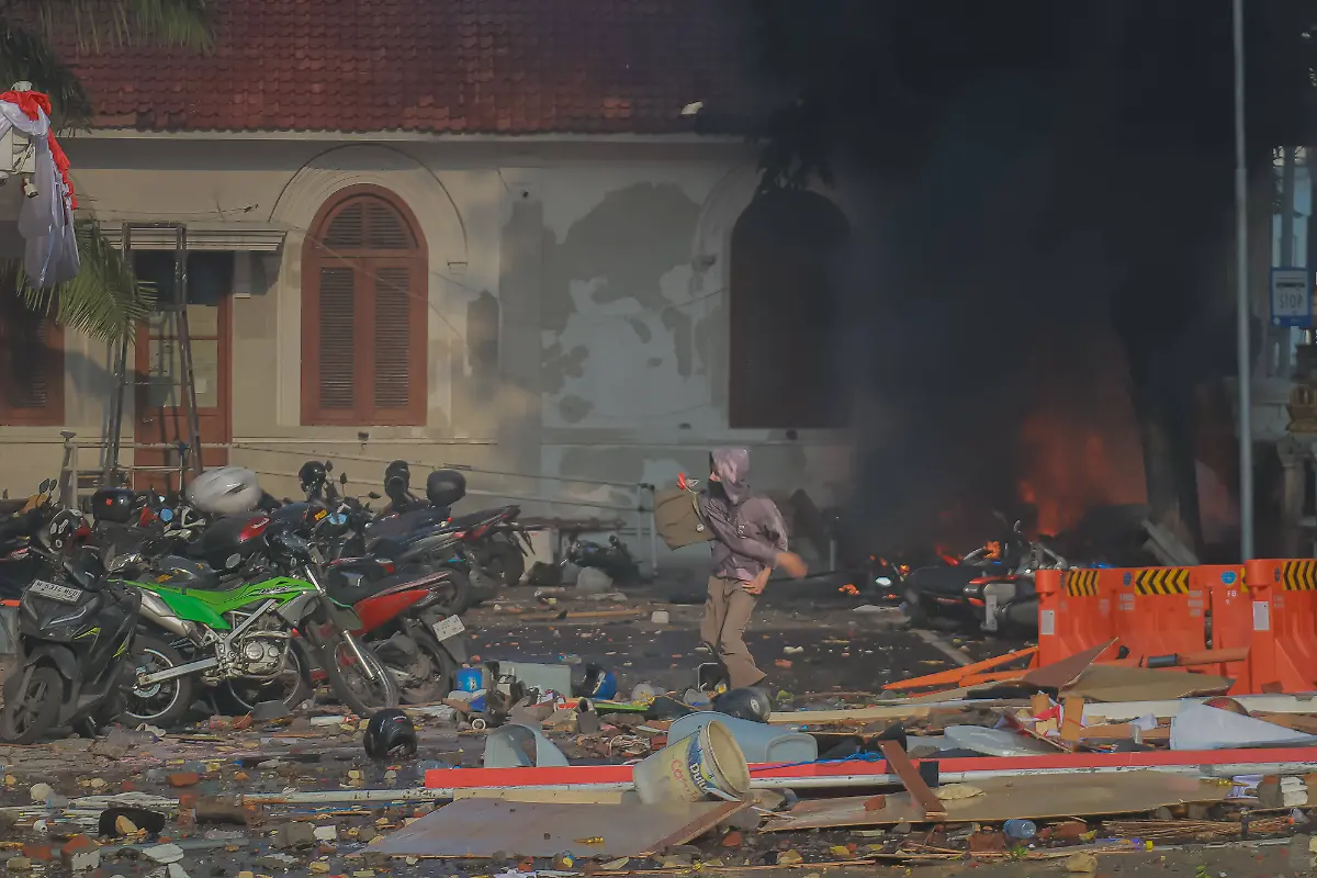 6e8673ec7d758db29eca32ed60e50c11