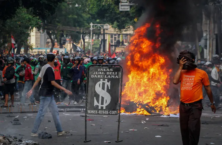 8884091ea547a3d625067ba77b8dc22e