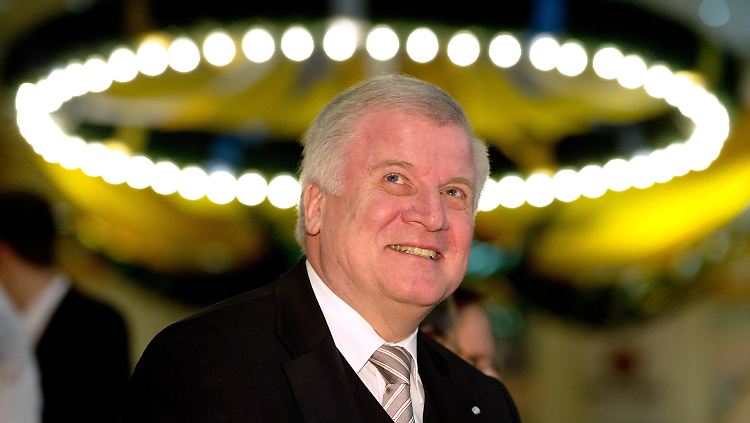 Seehofer: "Das hat mit der Koalition überhaupt nichts zu tun."