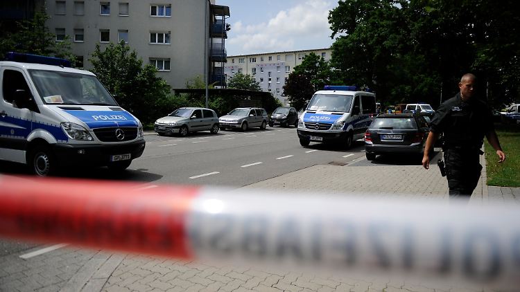 Die Polizei sperrte das Wohngebiet weiträumig ab.