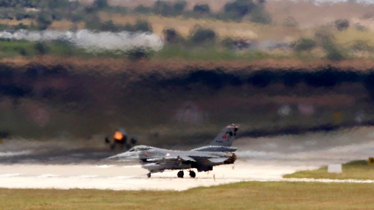 Ein türkischer F-16-Kampfjet.