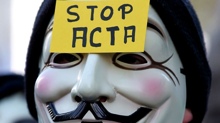 Es hat zahlreiche Proteste gegen das internationale Urheberrechtsabkommen Acta gegeben - wie hier in Brüssel.