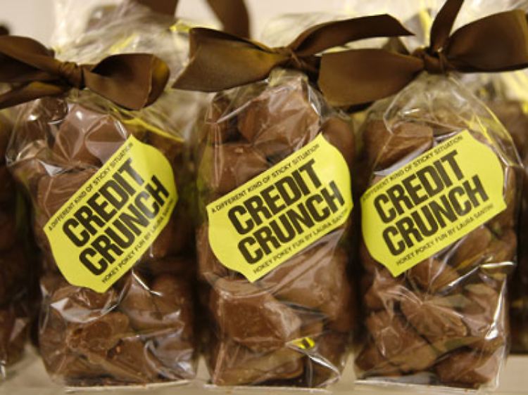 Schokoladenkekse mit dem Aufkleber "Credit Crunch" ("Kreditklemme") in einem Geschäft in London.