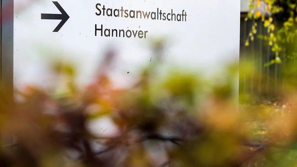 Nach-dem-Vandalismus-in-der-Gedenkstaette-Ahlen-klagt-die-Staatsanwaltschaft-Hannover-einen-26-Jahre-alten-Verdaechtigen-an