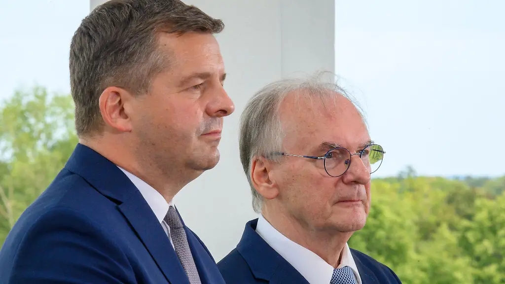 Ministerpraesident-Reiner-Haseloff-scheidet-2026-aus-dem-Amt-ihm-soll-Sven-Schulze-nachfolgen