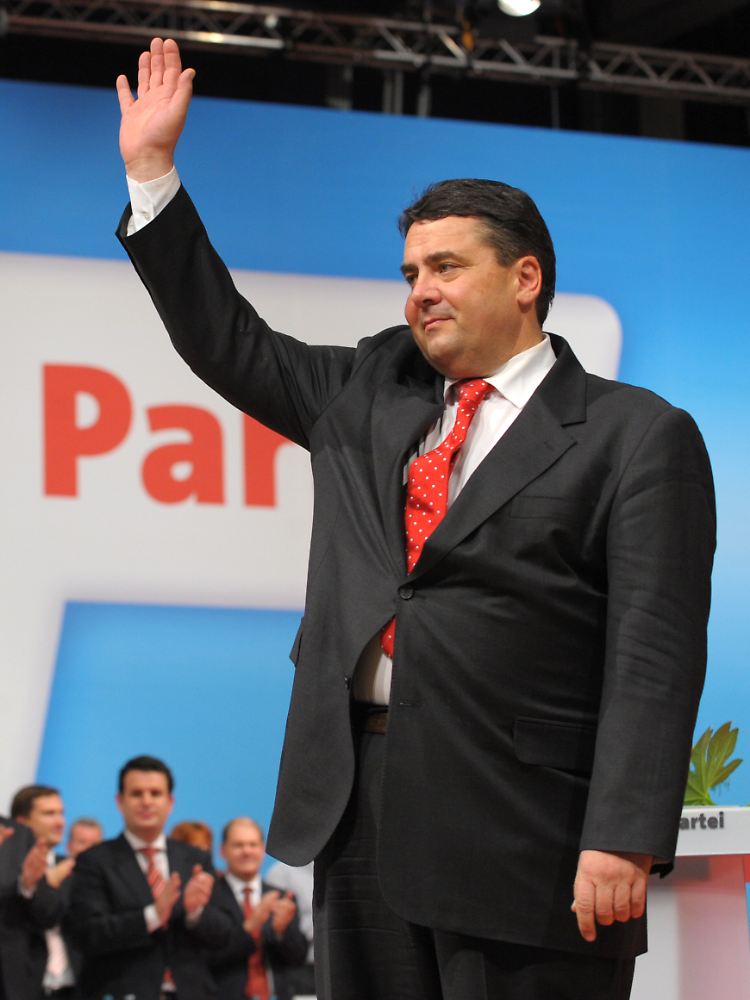 Sigmar Gabriel auf dem Bundesparteitag in Dresden im November.
