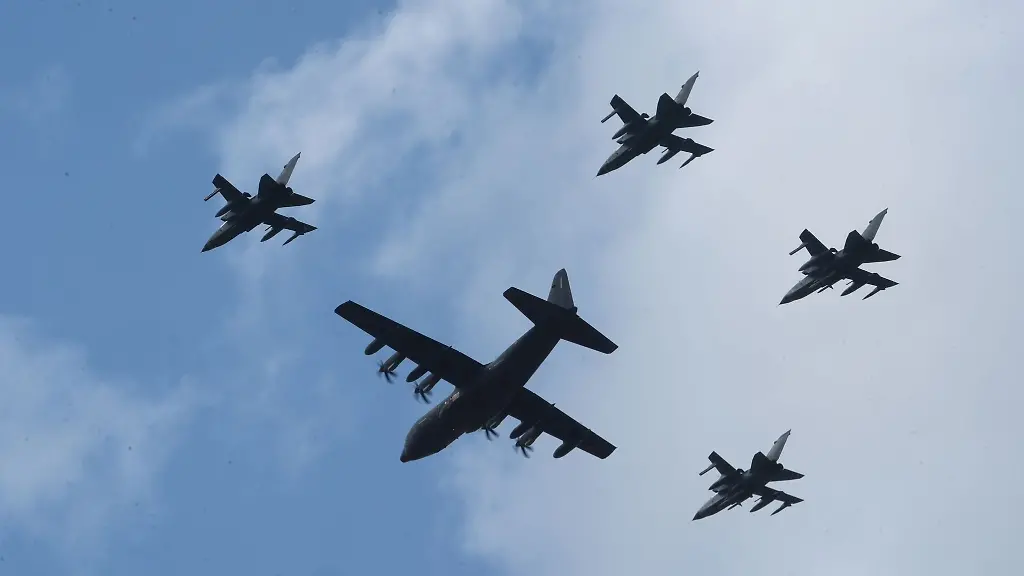 Viele-Flugbewegungen-ueber-Jagel