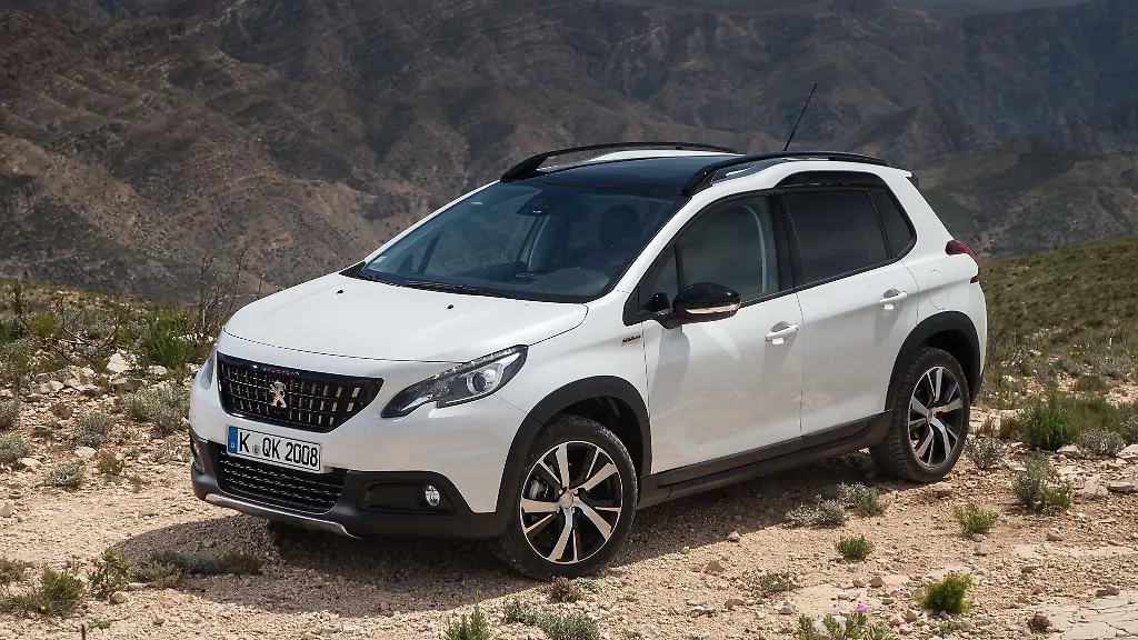 Chic-in-Szene-gesetzt-Doch-ein-waschechter-Offroader-ist-der-Peugeot-2008-nicht-manche-verfuehrt-er-aber-mit-rustikalem-Charme-auf-was-ist-technisch-beim-Franzosen-zu-achten