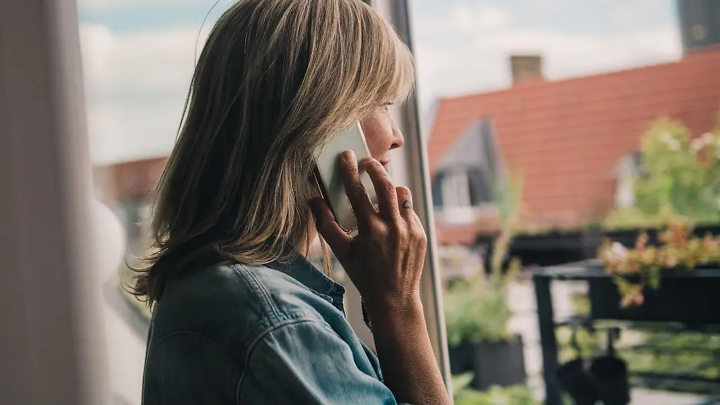 Kriminelle-Anrufer-ueben-am-Telefon-oft-Druck-aus-um-an-sensible-Daten-zu-gelangen-Der-beste-Schutz-einfach-auflegen