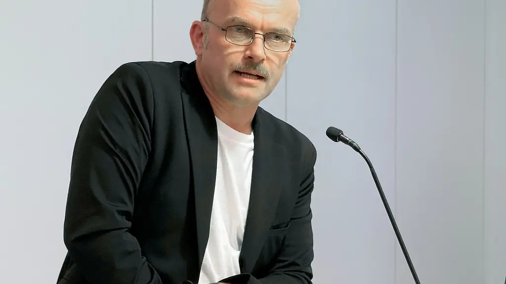 Witt-war-zehn-Jahre-lang-Oberbuergermeister-von-Neubrandenburg