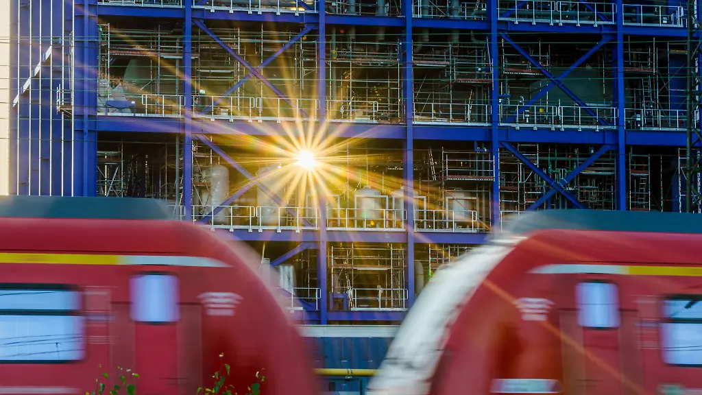 Sonniges-Wetter-mit-hohen-Temperaturen-am-Wochenende-in-Hessen