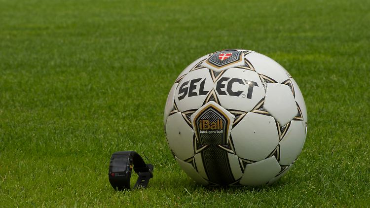 Der Vorteil des Chips im Ball ist: Es gibt keinen toten Winkel und geringere Kosten.