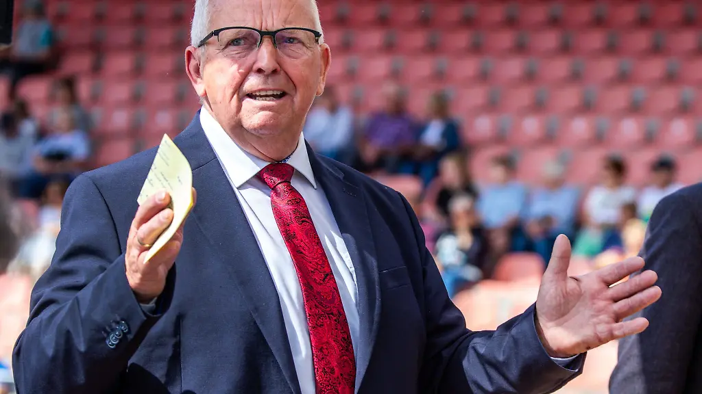 Mit-Agrarminister-Till-Backhaus-SPD-ist-bei-der-Landtagswahl-2026-moeglicherweise-zu-rechnen
