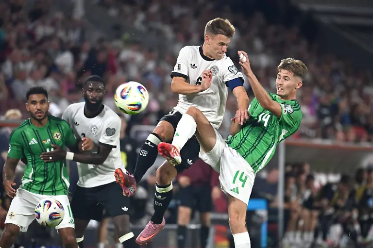 ea4c8c032af7fe46b2673314c861bdb3