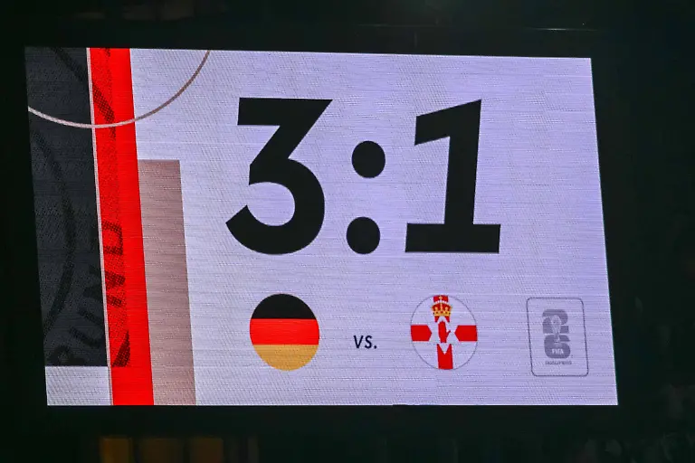 1681bdf6a9a44ed250d2f0f7104d33c6