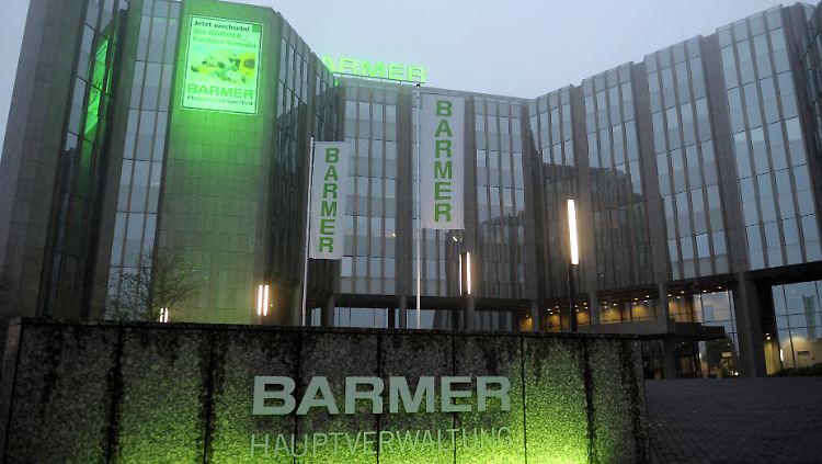 Krankenkassen als monströse, nicht mehr aufzulösende Giganten - davor warnen Vertreter kleinerer Kassen.
