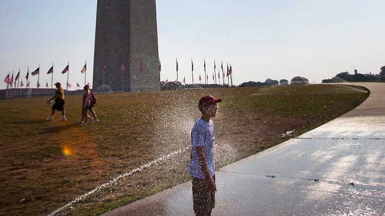 Die Menschen in den USA suchen überall nach Abkühlung, wie hier in Washington.