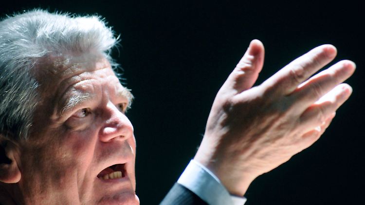 Spricht gern ein gewichtiges Wörtchen mit im politischen Tagesgeschäft: Bundespräsident Gauck.