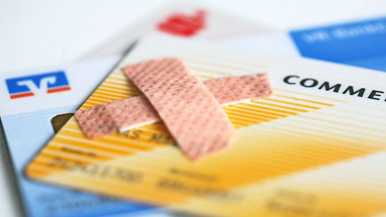 Die Bundesbank sieht eine Besserung bei der Kreditvergabe. Wirtschaftsverbände bleiben skeptisch.