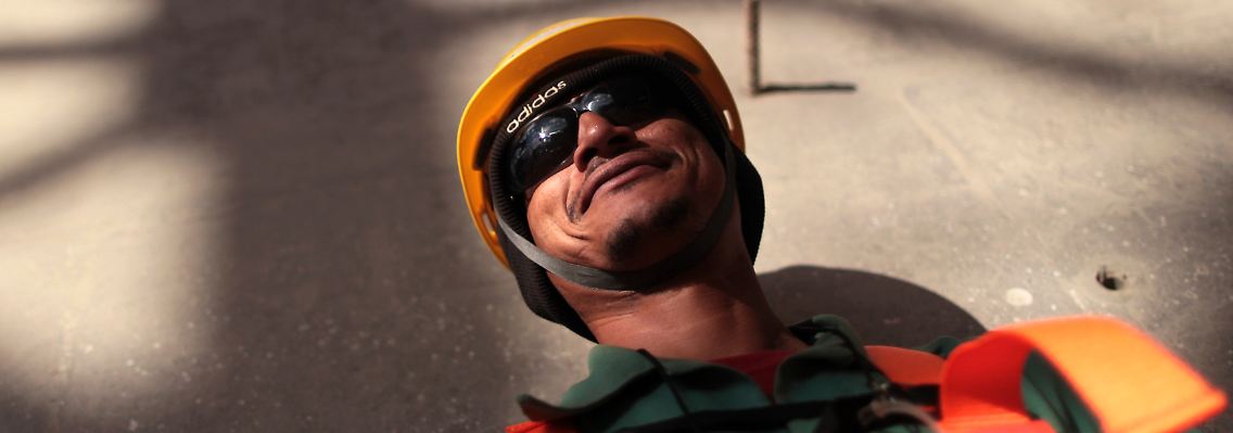 Arbeiter in Brasilia: Der südamerikanische Wirtschaftsmotor stottert.