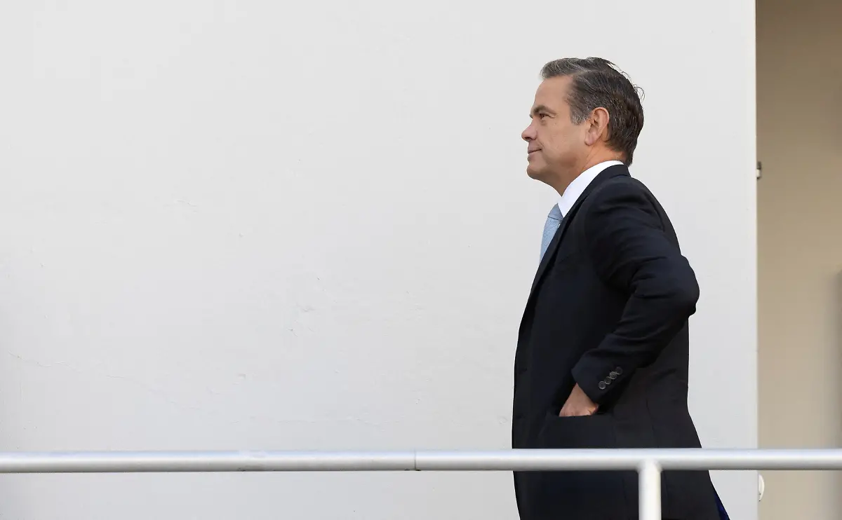 2024-09-23T165502Z-1628833290-RC2F6AADF41W-RTRMADP-3-MURDOCH-TRUST-HEARING