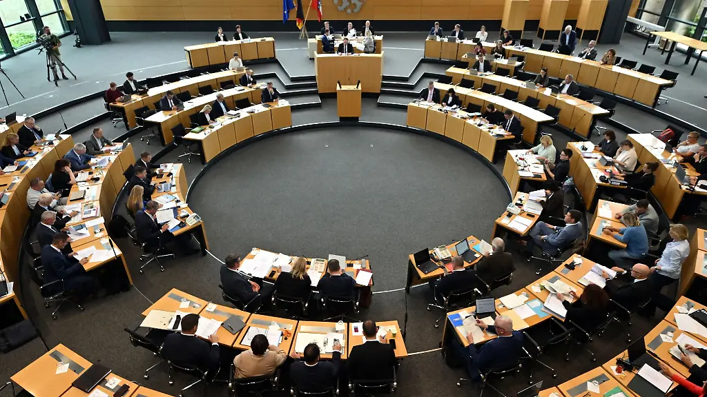 Die-Haushaltsentscheidung-in-Thueringen-steht-bevor