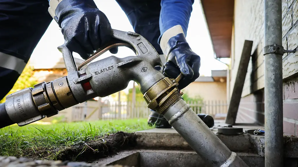 Mal-steigen-mal-fallen-die-Heizoelpreise-Damit-die-naechste-Heizoellieferung-kostenguenstiger-wird-helfen-ein-paar-Tipps